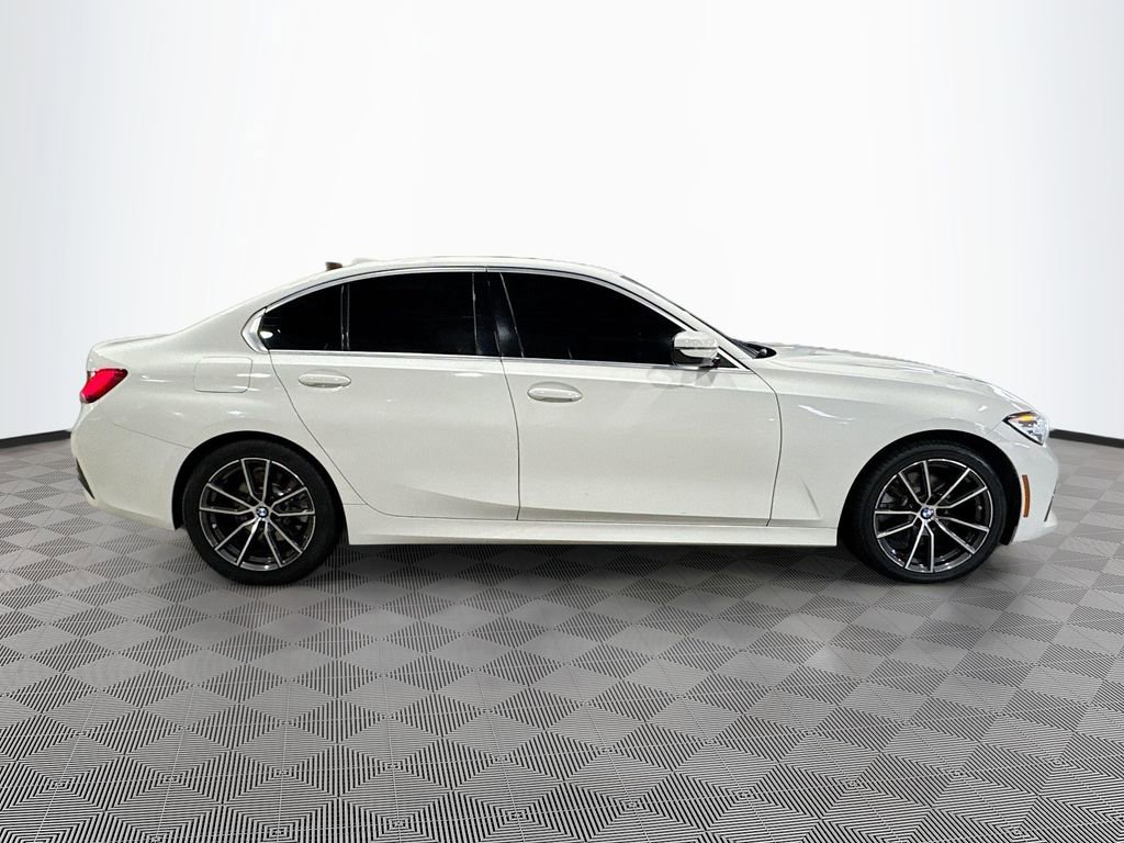 Used 2019 BMW 330i Sedan w/ Driving Assistance Package RWD image 5