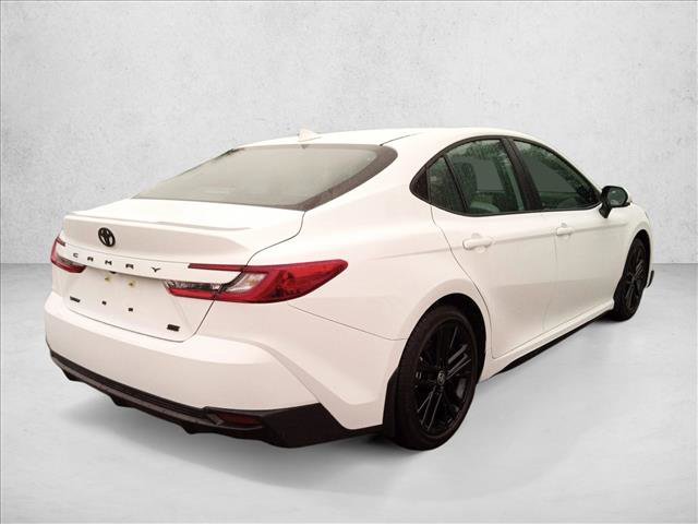 Used 2026 Toyota Camry SE w/ Convenience Package FWD image 5