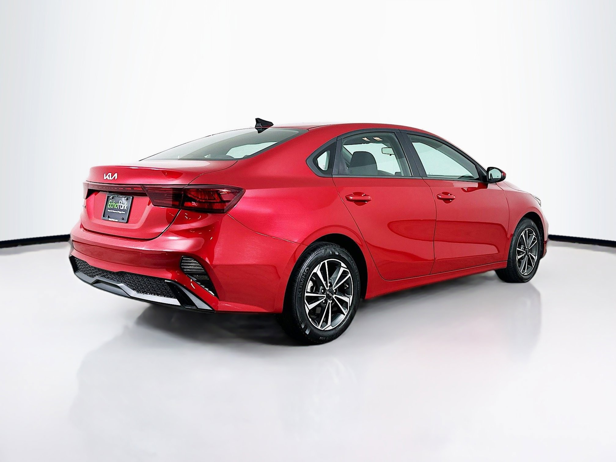 Used 2024 Kia Forte LXS image 9
