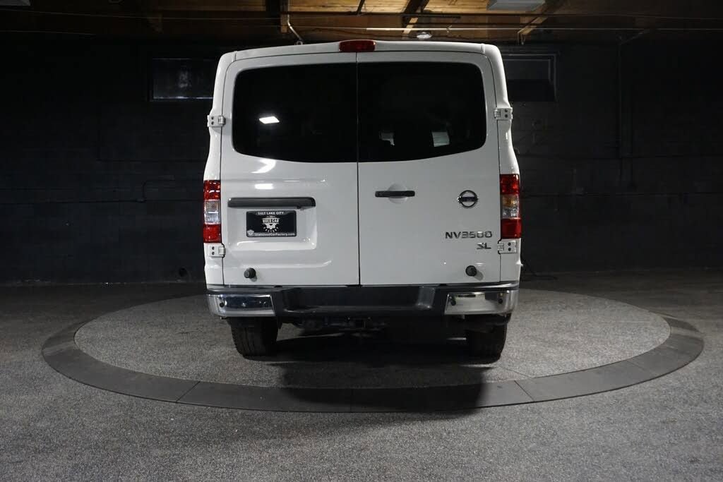 Used 2019 Nissan NV 3500 SL RWD image 4