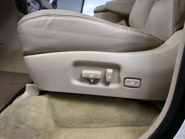 Used 2006 Toyota Land Cruiser image 19