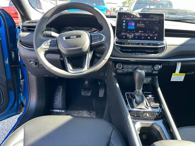 New 2026 Jeep Compass Limited image 16