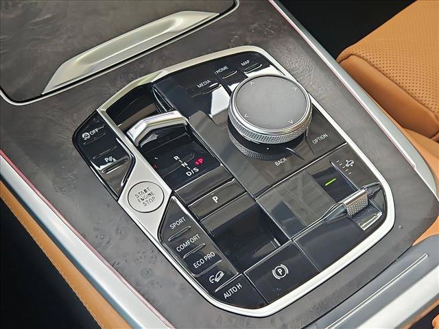 Used 2023 BMW X7 xDrive40i w/ Premium Package AWD/4WD image 12