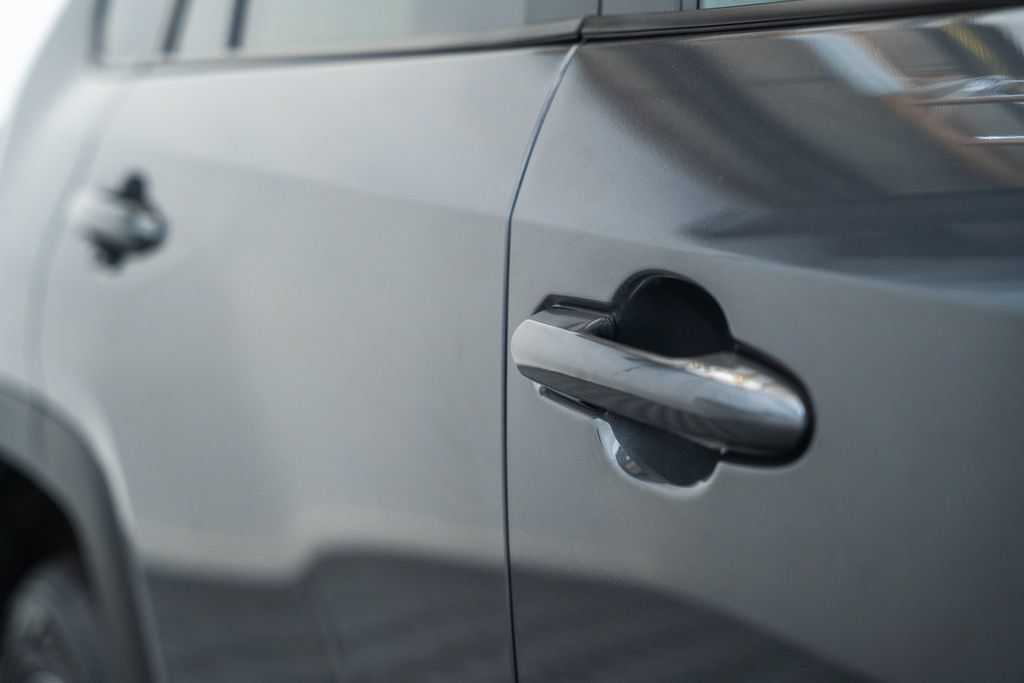 Certified 2025 Toyota RAV4 LE AWD/4WD image 16