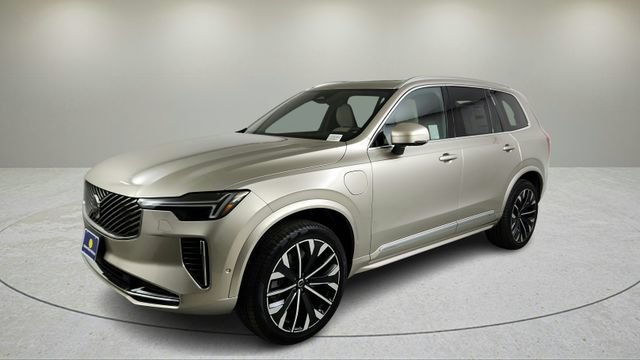 New 2026 Volvo XC90 T8 Plus w/ Protection Package Premier AWD/4WD image 8