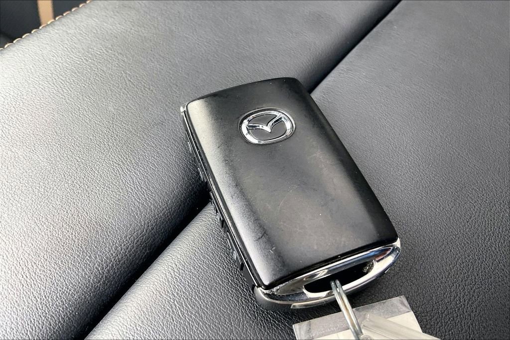 Certified 2024 MAZDA CX-90 3.3 Turbo w/ Premium Plus Pkg image 12