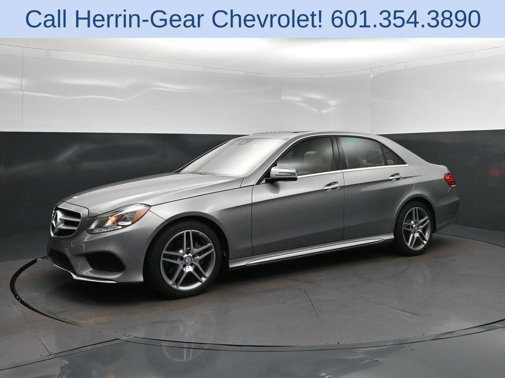 Used 2015 Mercedes-Benz E 350 Sedan image 3