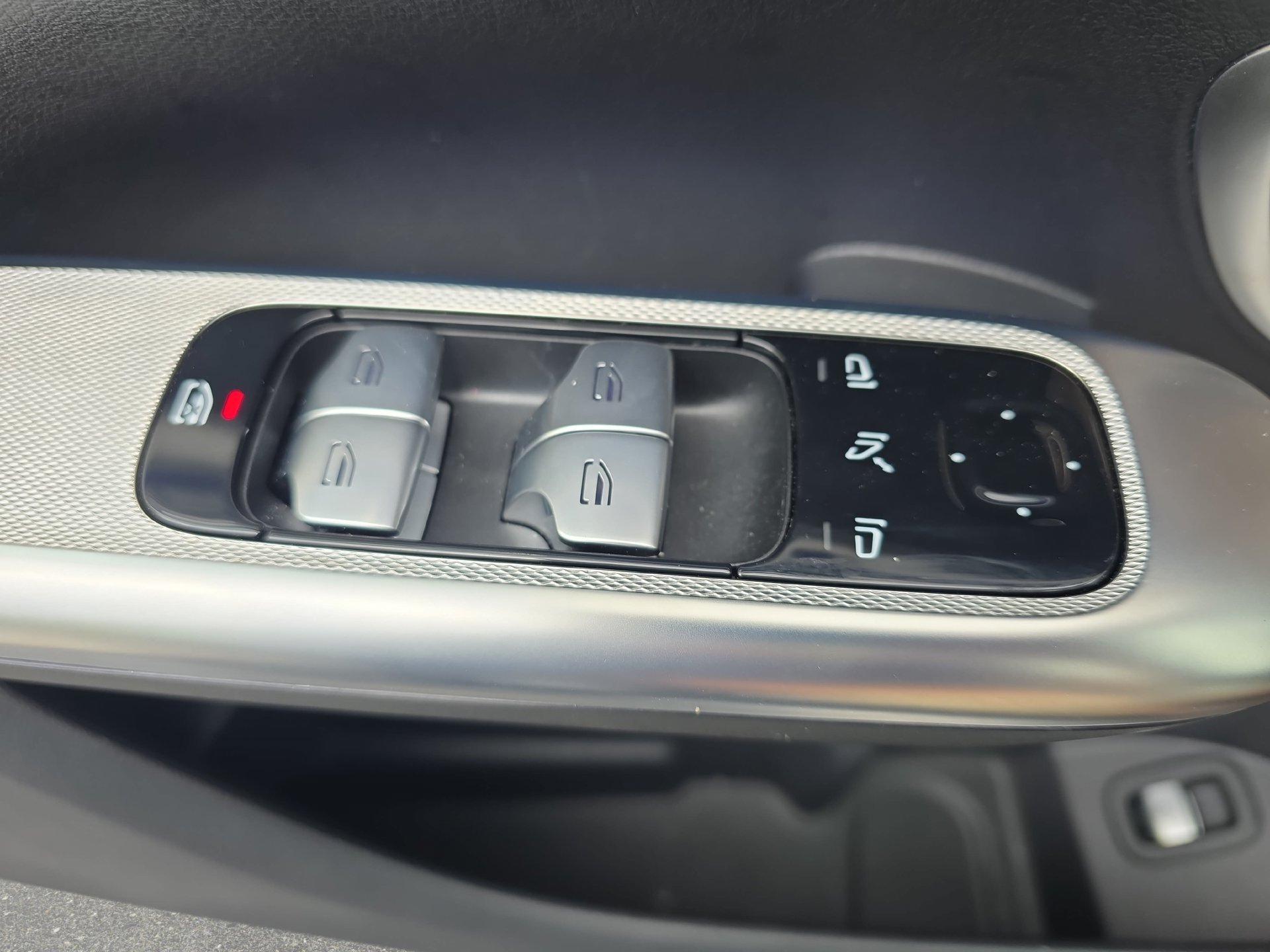 Certified 2026 Mercedes-Benz GLC 300 4MATIC image 27