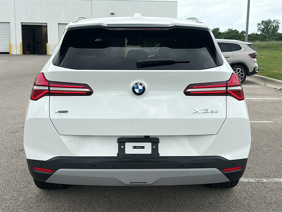 New 2026 BMW X3 xDrive30 w/ Premium Package AWD/4WD image 7
