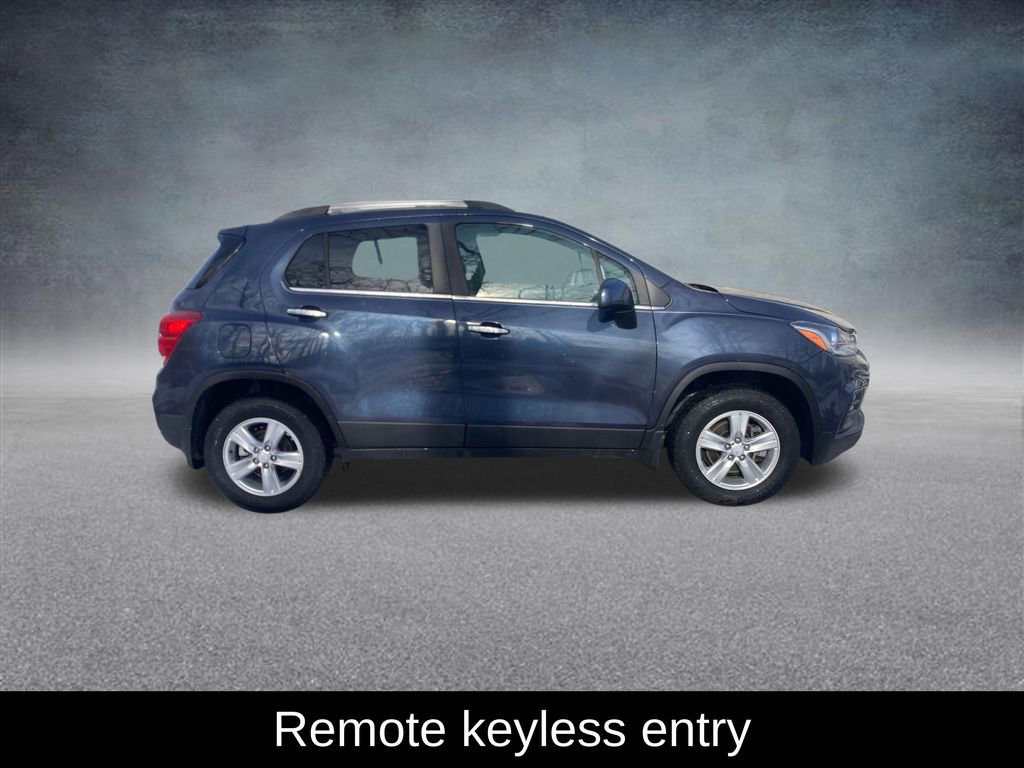 Used 2019 Chevrolet Trax LT w/ LT Convenience Package image 8