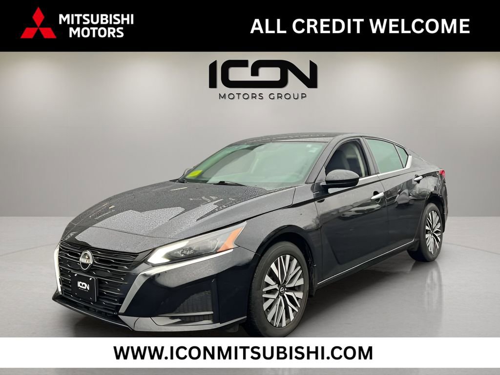 Used 2024 Nissan Altima 2.5 SV