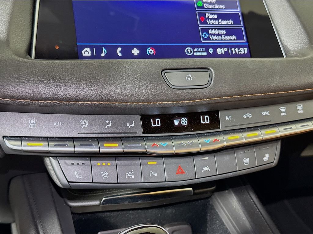 Used 2022 Cadillac XT4 Sport w/ Comfort Package FWD image 14