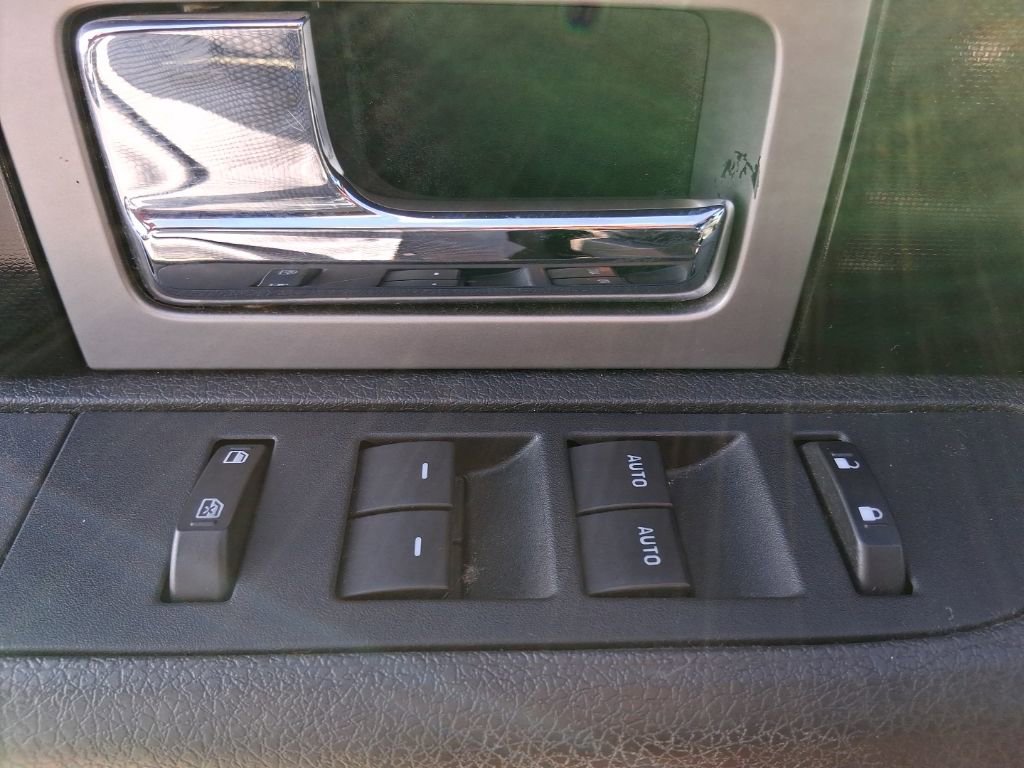 Used 2012 Ford F150 FX4 w/ FX Luxury Pkg image 8