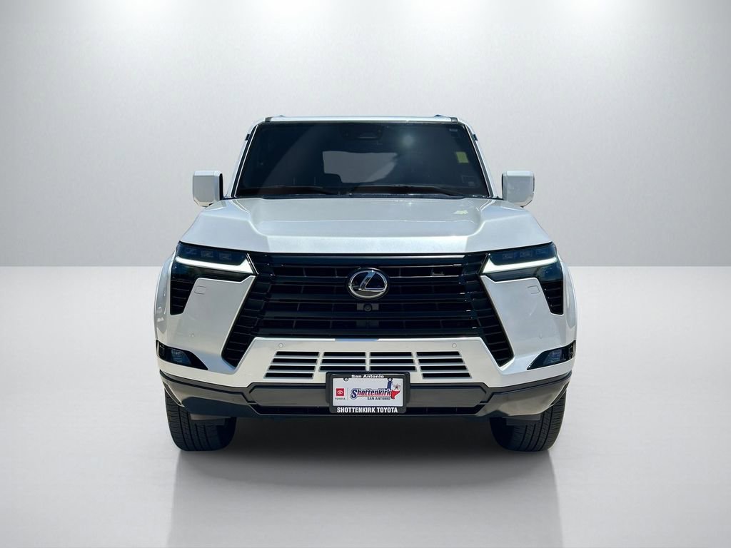 Used 2025 Lexus GX 550 w/ Accessory Package (2T) AWD/4WD image 2