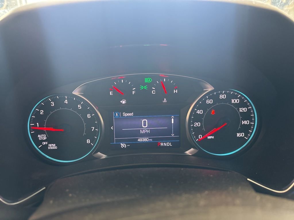 Used 2022 Chevrolet Equinox LT image 2