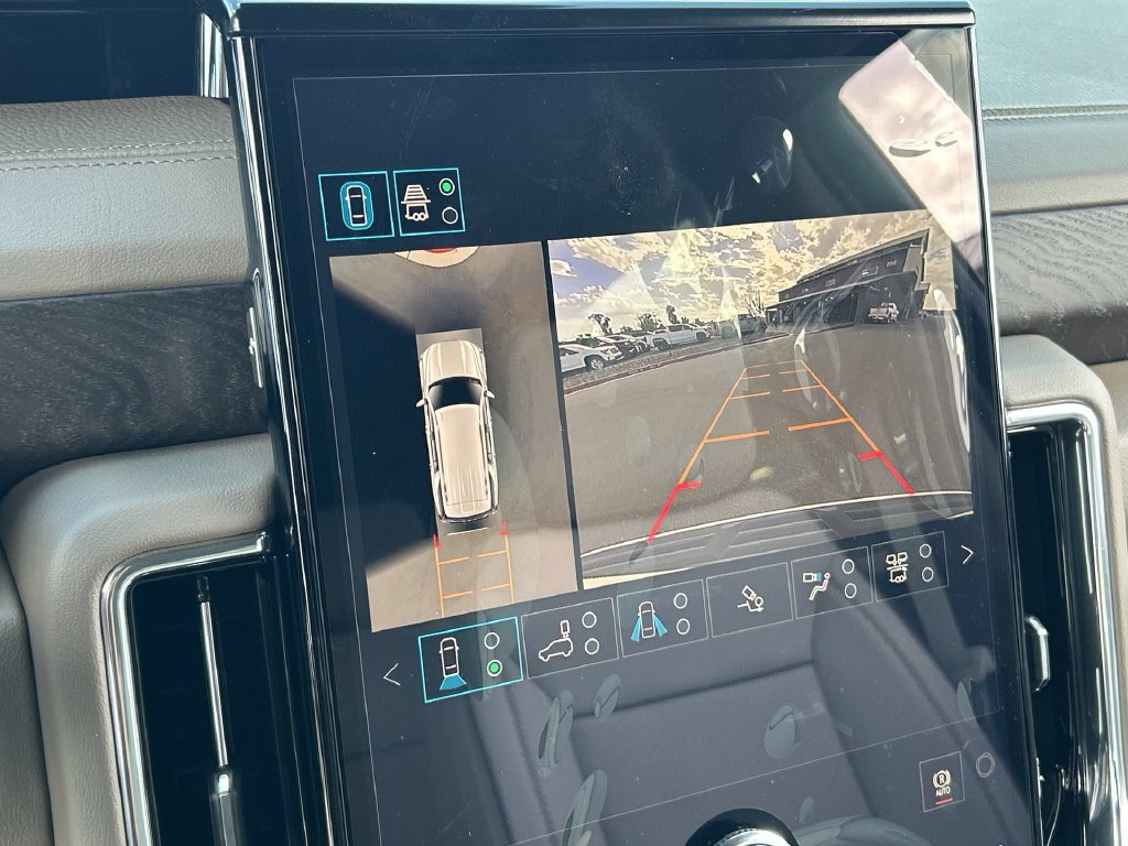 New 2027 GMC Yukon Denali w/ Advanced Technology Package AWD/4WD image 15