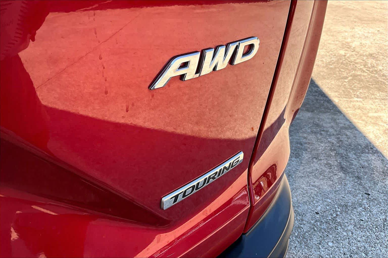 Used 2020 Honda CR-V Touring image 10