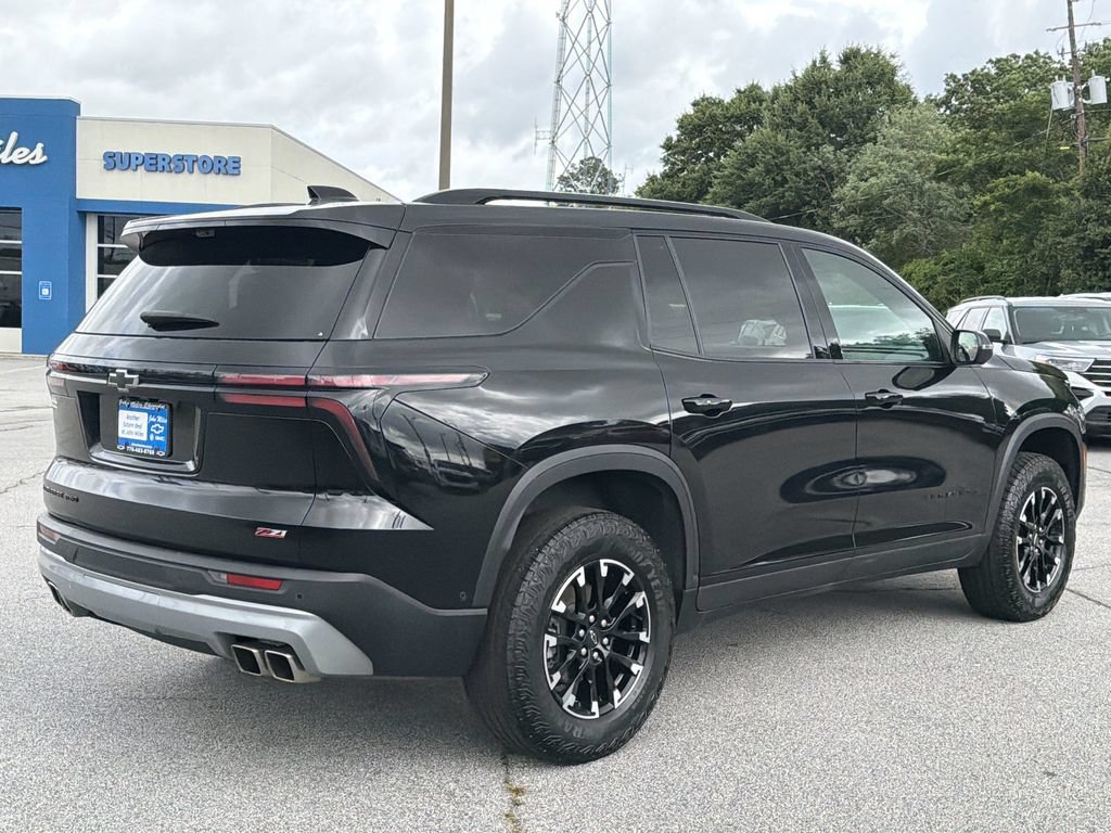 Used 2024 Chevrolet Traverse Z71 w/ Enhanced Driving Package AWD/4WD image 7