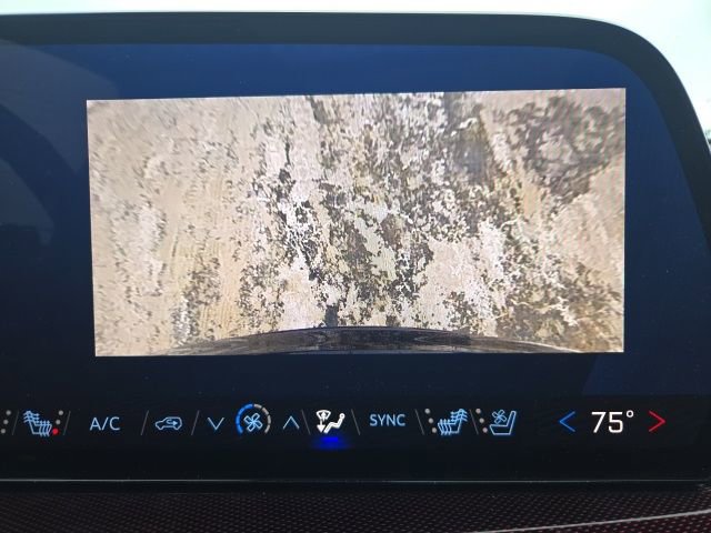 Used 2025 Chevrolet Traverse RS w/ LPO, Floor Liner Package image 43