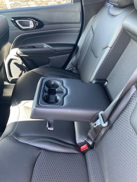 New 2025 Jeep Compass Latitude w/ Altitude Special Edition image 16