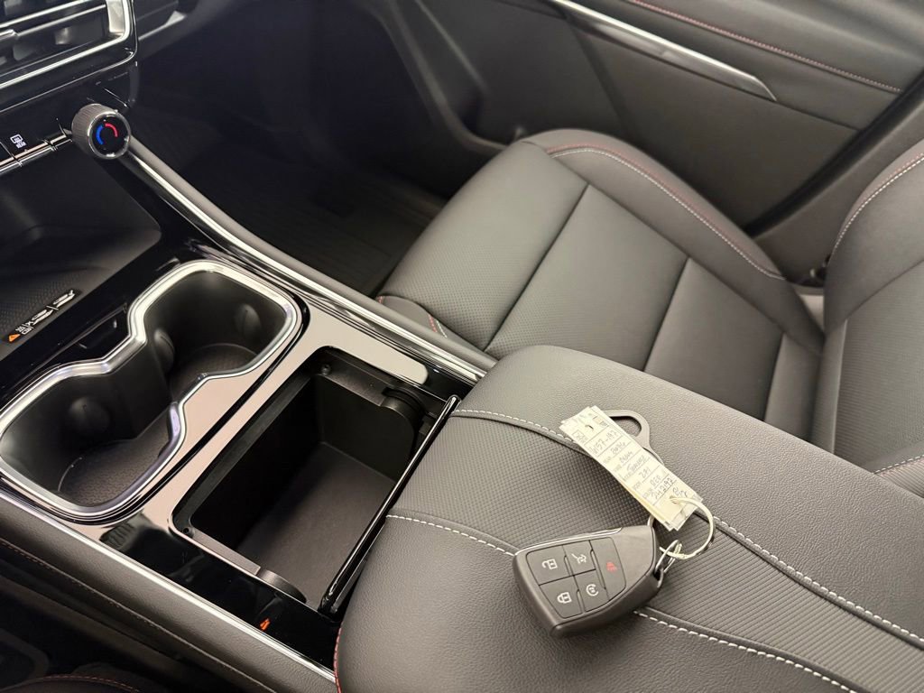 New 2026 Chevrolet Traverse Z71 w/ Driver Confidence Package image 22