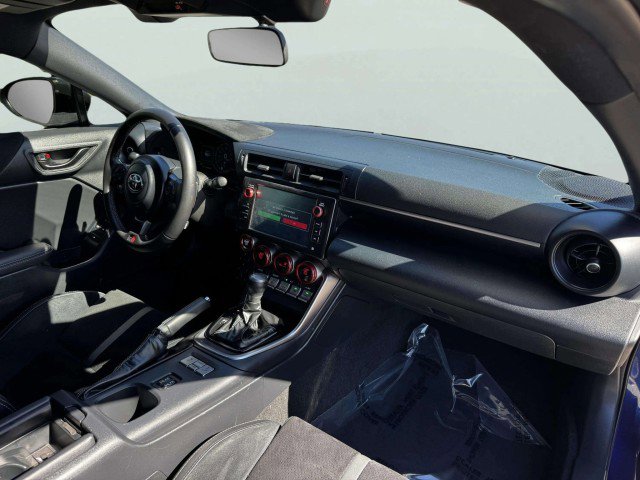 Used 2023 Toyota GR86 Premium image 39
