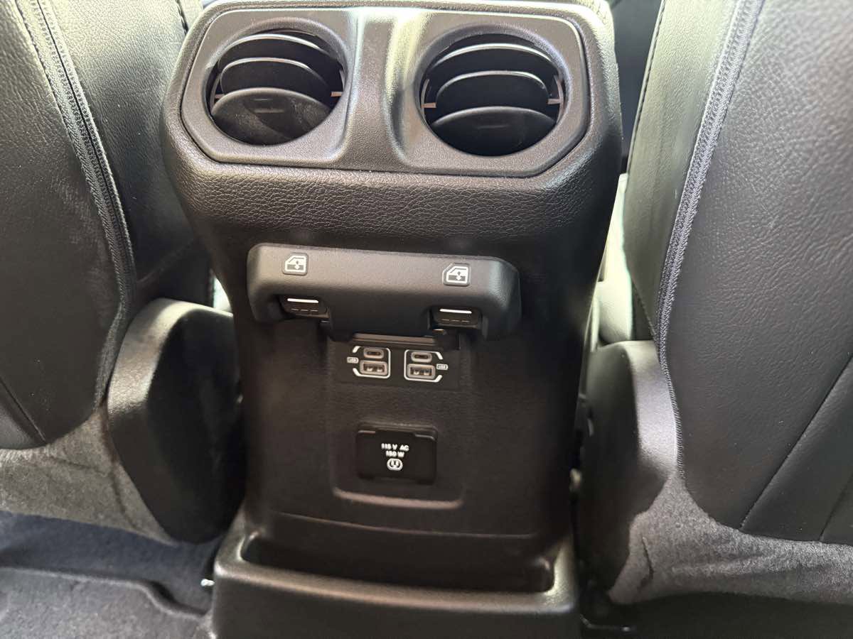 Used 2022 Jeep Wrangler Unlimited Sahara 4xe image 45