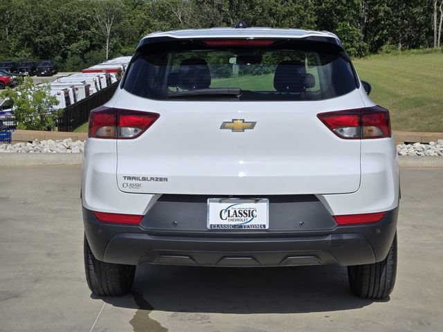 Used 2022 Chevrolet TrailBlazer LS FWD image 7