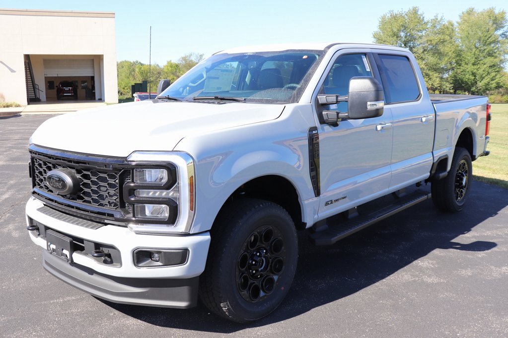 New 2026 Ford F250 4x4 Crew Cab Super Duty image 6
