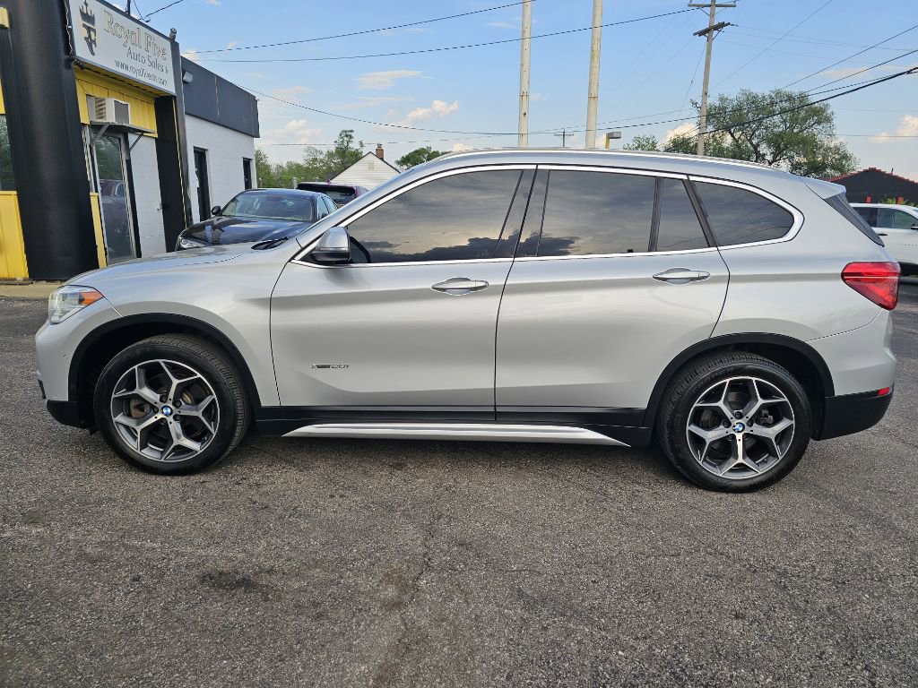 Used 2017 BMW X1 xDrive28i AWD/4WD image 11