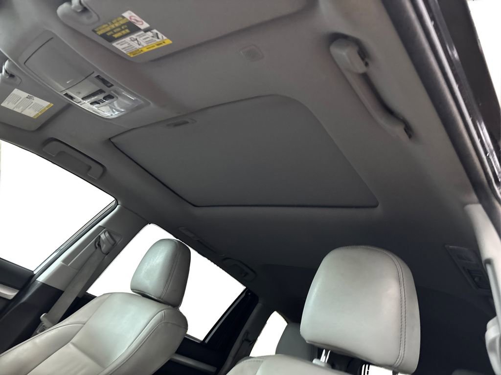 Used 2018 Toyota Highlander XLE image 27