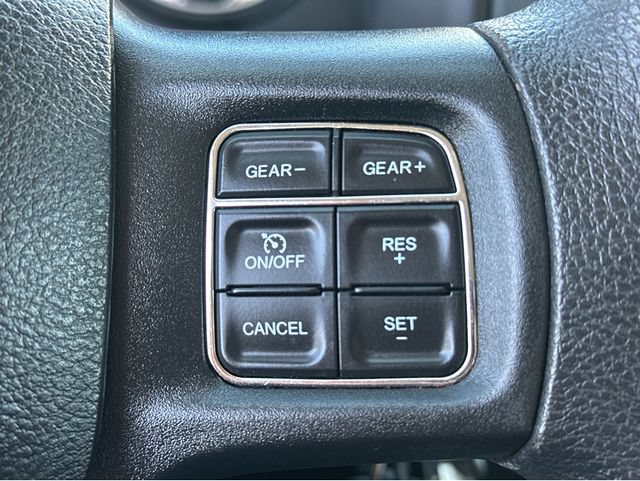 Used 2018 RAM 1500 Express RWD image 29