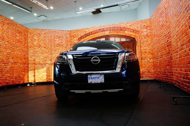 Certified 2024 Nissan Pathfinder SL AWD/4WD image 6