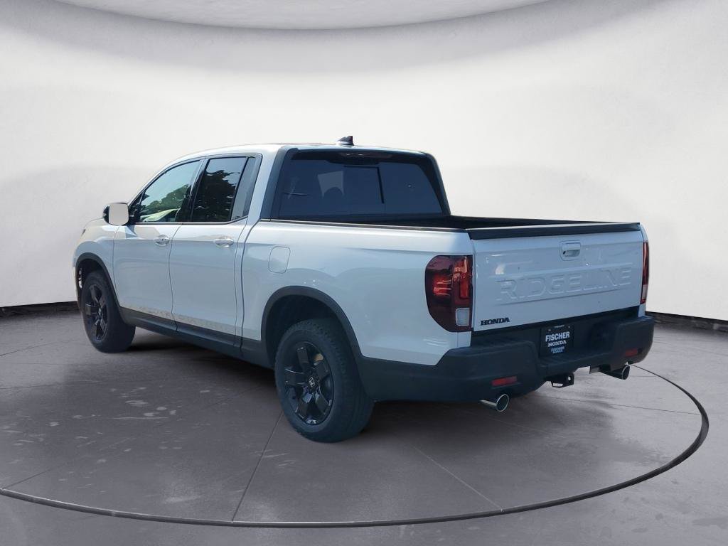 New 2026 Honda Ridgeline Black Edition image 4