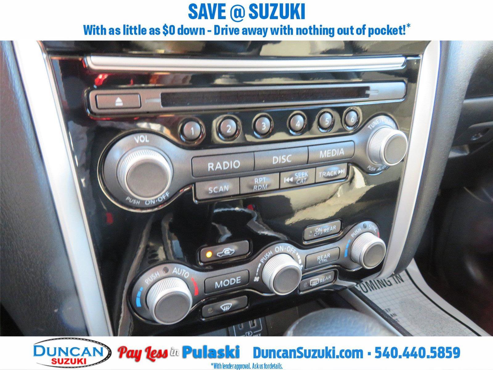 Used 2019 Nissan Pathfinder SV image 32