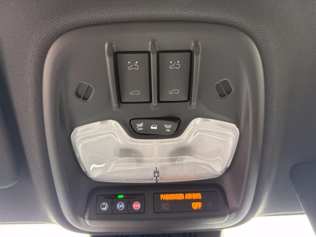 New 2026 Chevrolet Colorado ZR2 w/ Technology Package AWD/4WD image 24