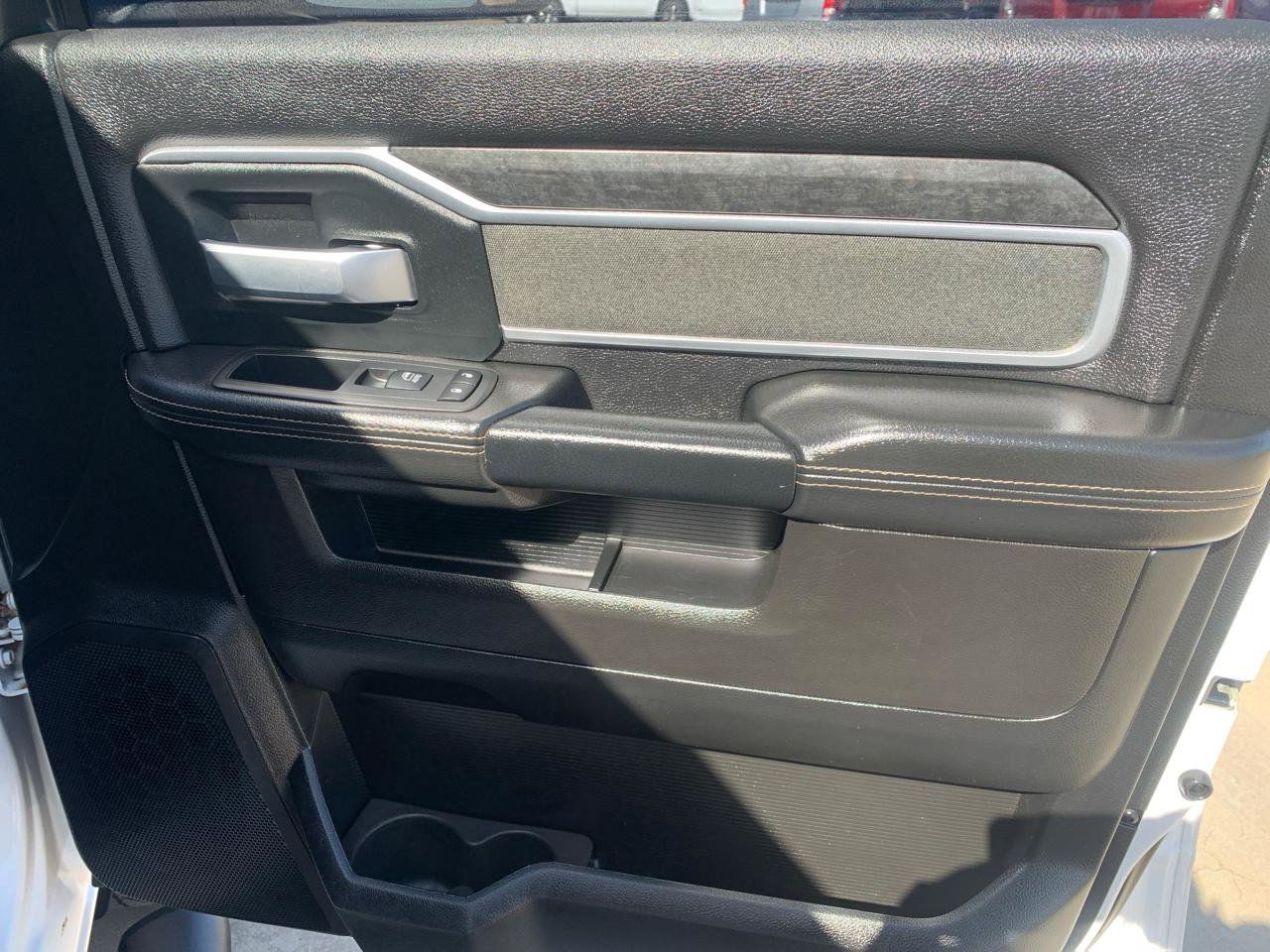 Used 2019 RAM 3500 Lone Star image 13