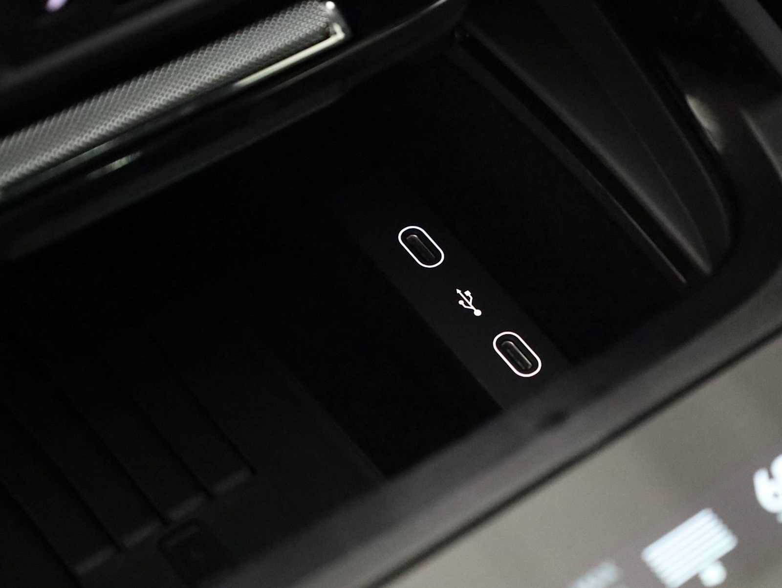 New 2026 Porsche Cayenne GTS AWD/4WD image 35
