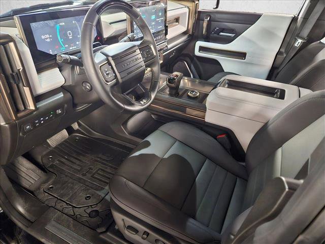Used 2025 GMC Hummer EV 2X image 10