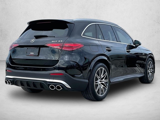 Used 2024 Mercedes-Benz GLC 43 AMG 4MATIC image 2