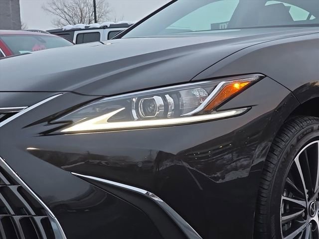 New 2025 Lexus ES 350 w/ Premium Package image 13