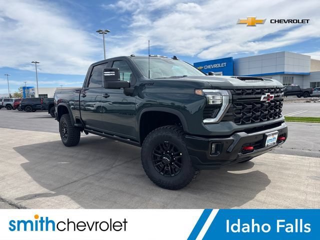 New 2026 Chevrolet Silverado 2500 ZR2 w/ LPO, Dark Essentials Package