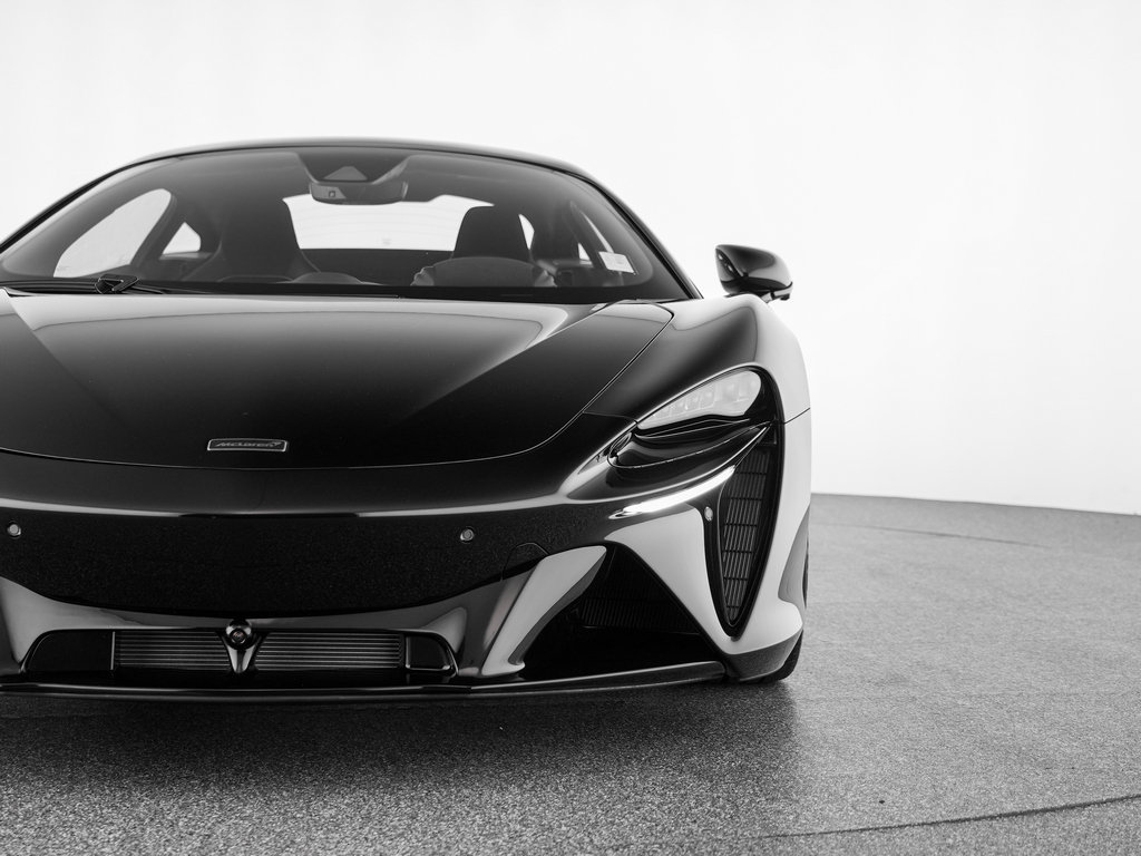 New 2026 McLaren Artura RWD image 44