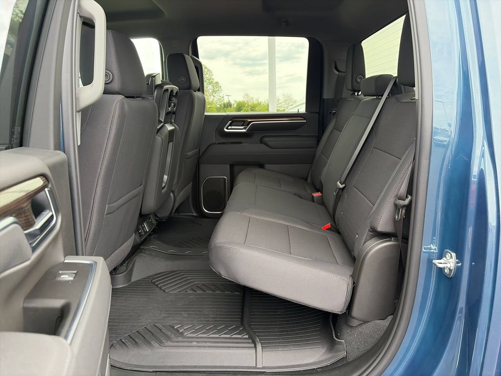 New 2026 Chevrolet Silverado 2500 LT w/ All Star Edition AWD/4WD image 24