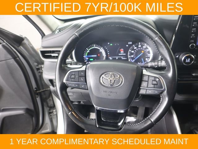 Used 2021 Toyota Highlander XLE AWD/4WD image 20