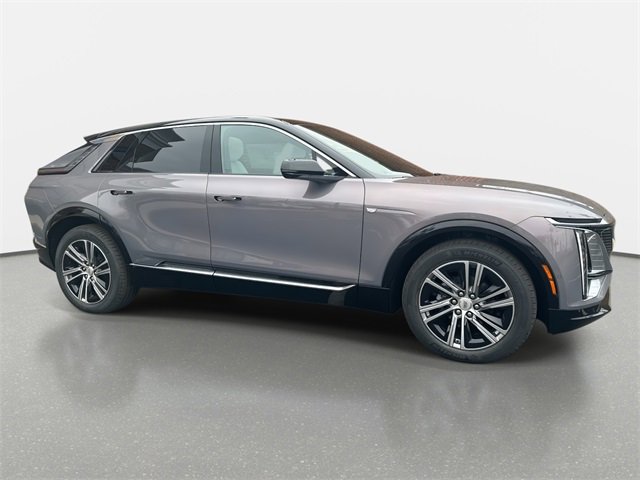 New 2025 Cadillac Lyriq Luxury image 10