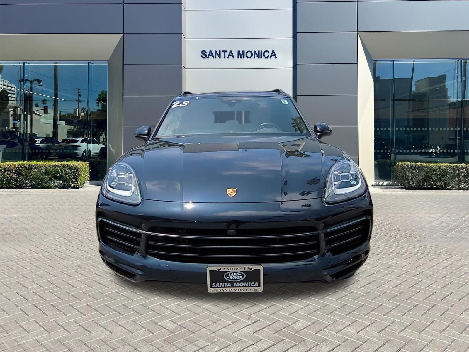 Used 2023 Porsche Cayenne Platinum Edition AWD/4WD image 8