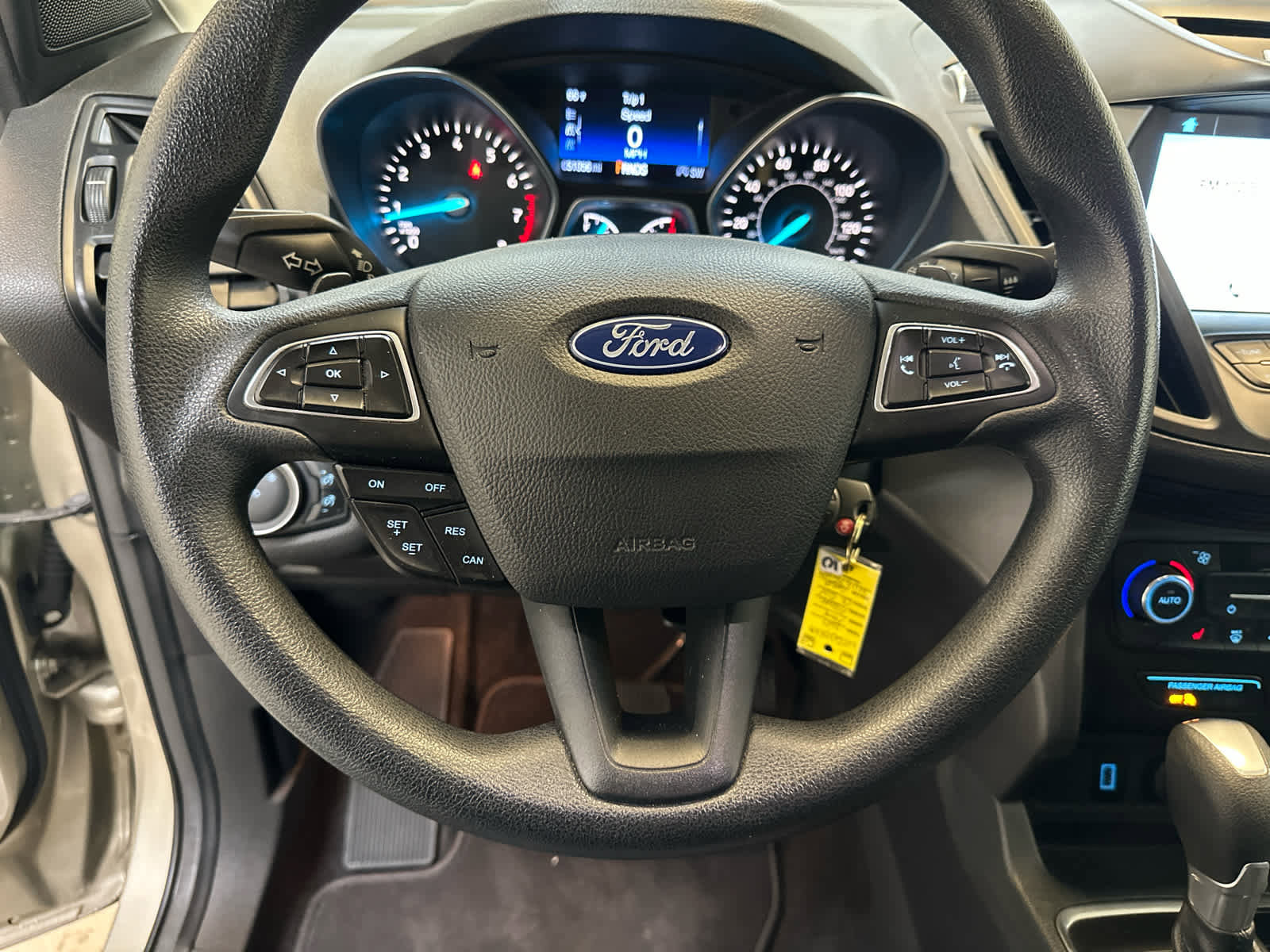 Used 2017 Ford Escape SE w/ Equipment Group 201A AWD/4WD image 13