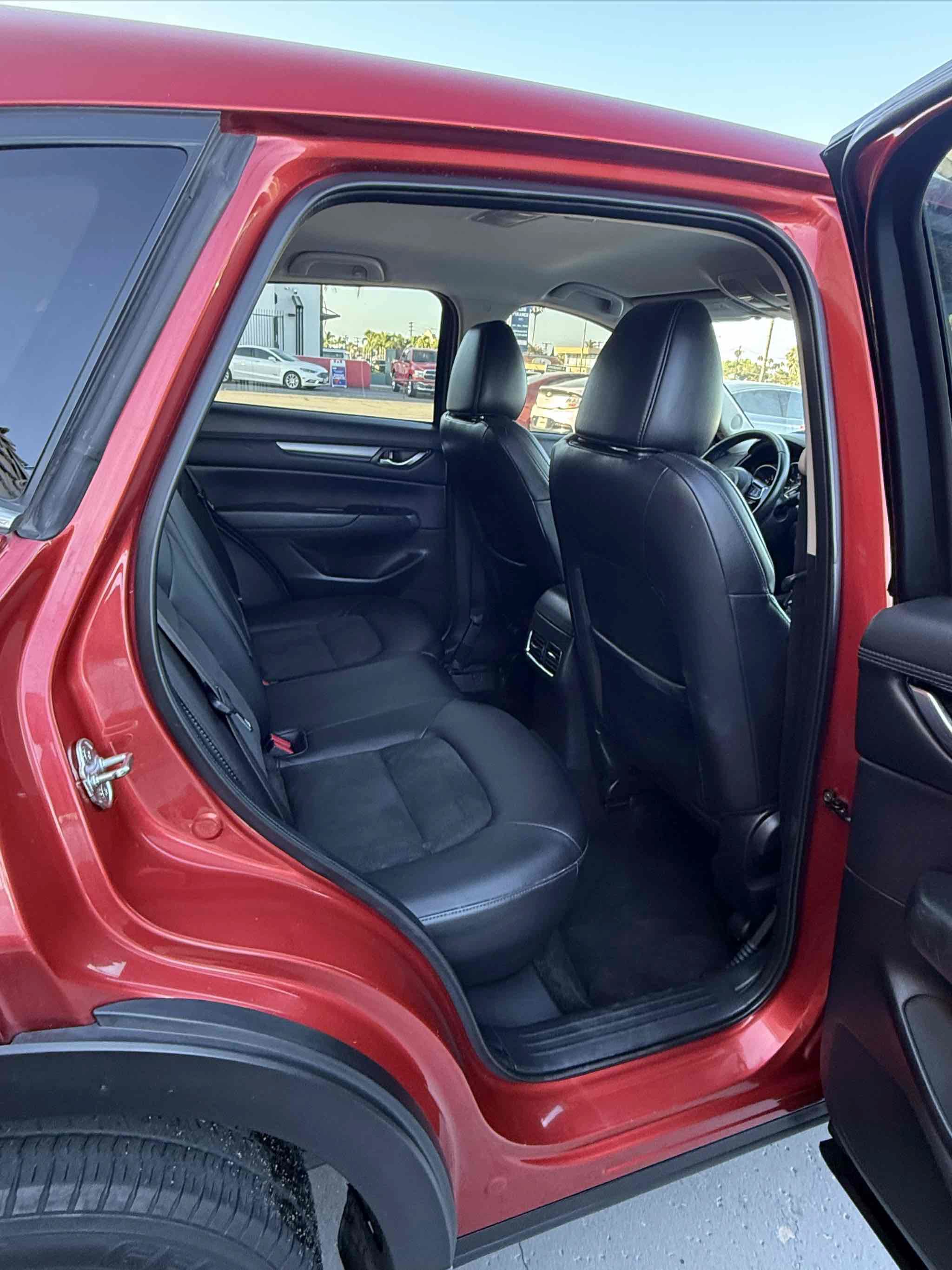 Used 2019 MAZDA CX-5 Touring FWD image 34