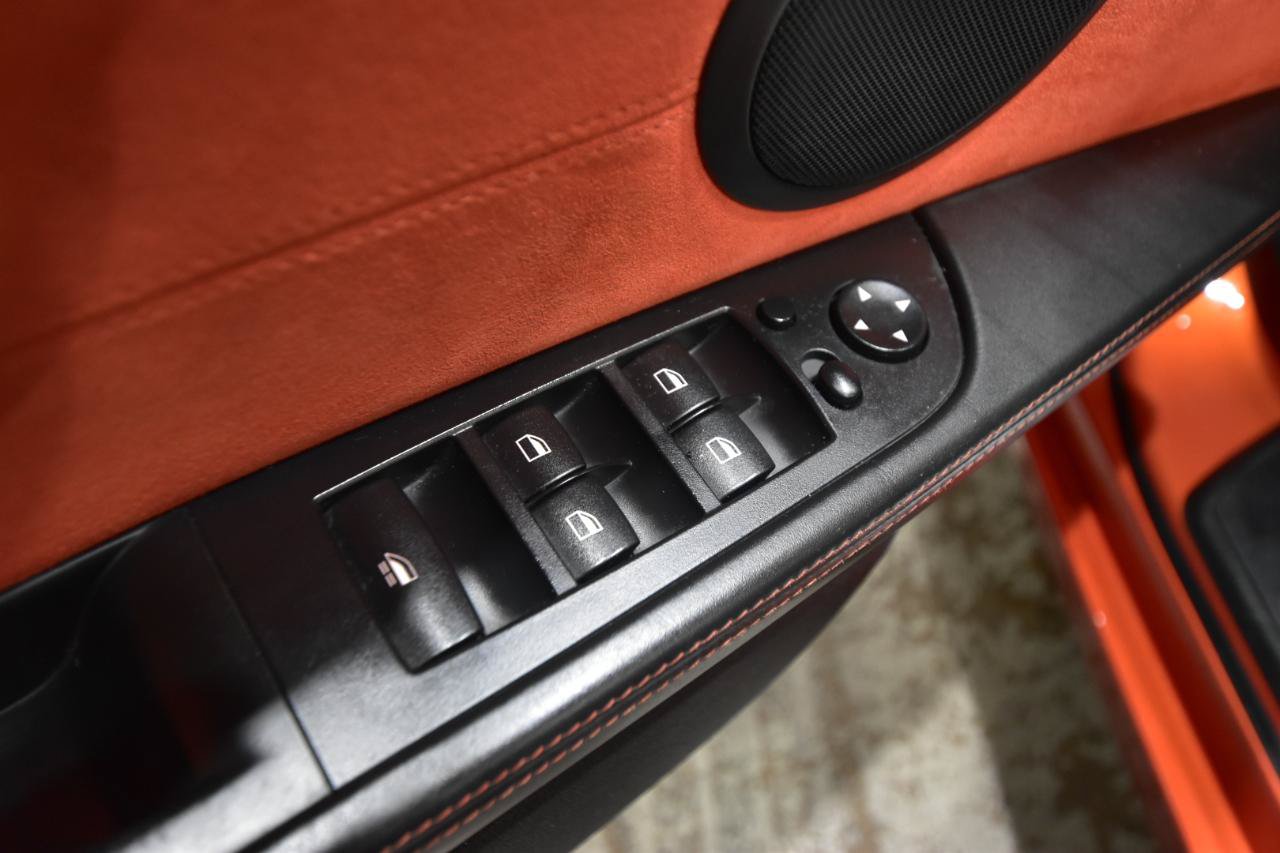 Used 2015 BMW Z4 sDrive35is RWD image 18